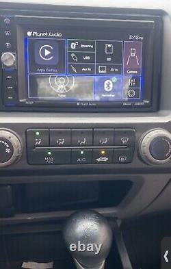 Radio de voiture double DIN Planet Audio